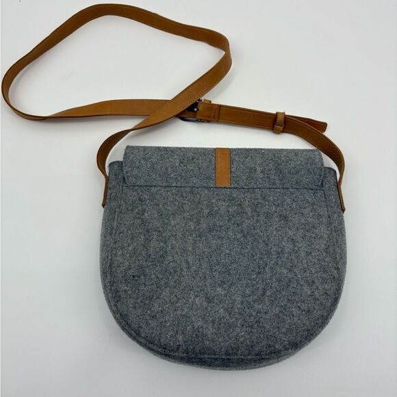 HEARTH & HAND with Magnolia Gray Felted Textile & Tan Leather Crossbody - Picture 3 of 7
